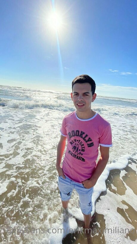 Erikmaximiliano top star pics