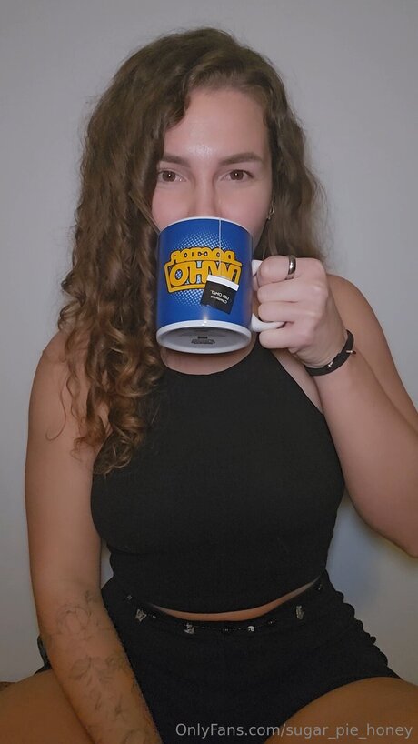 Sugar Pie Honey nice model pics