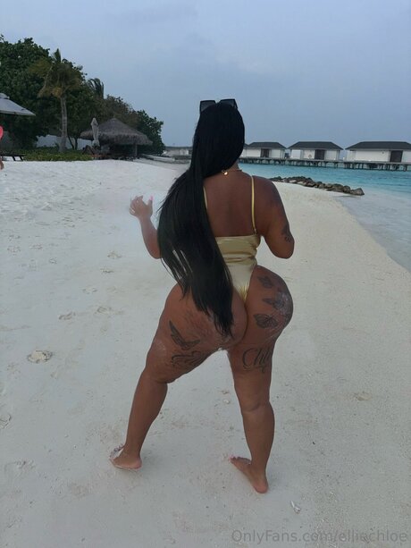 Elliechloe star sexy galleries