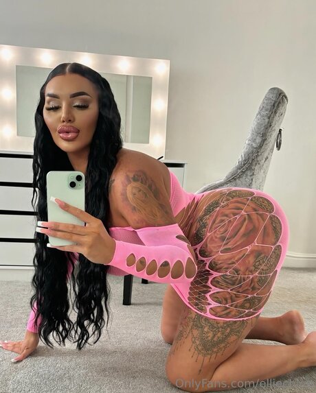 Elliechloe erotic pornstar image