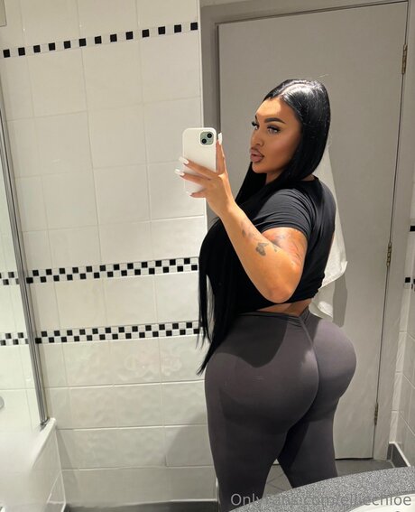 Elliechloe perfect pornstar photo