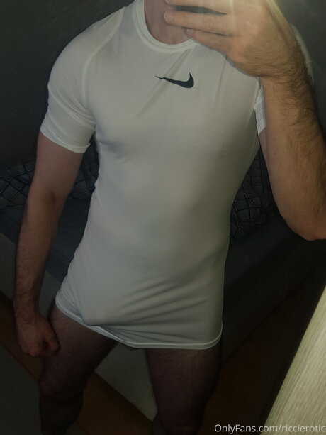 Riccierotic adult model image