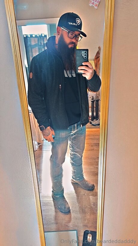 Beardeddadddy pornstar art photos