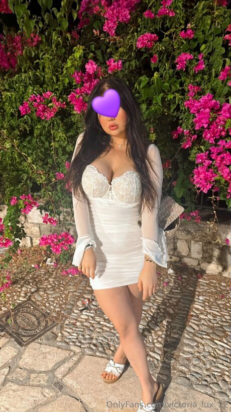 Victoria Lux 22 model nudes gallery