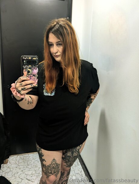 Fatassbeauty pornstar sexy photo