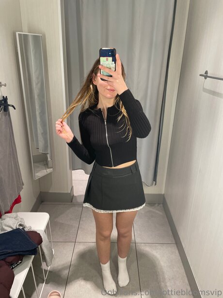 Lottiebloomsvip pretty actress images