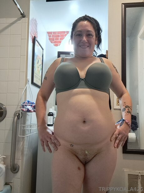 Trippykoala425 porn star pics