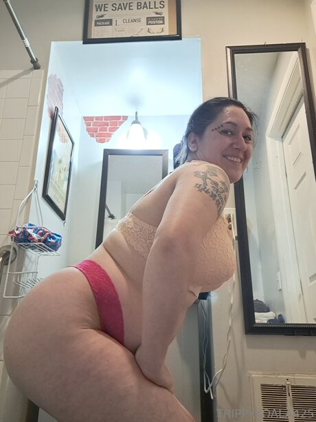 Trippykoala425 erotic star gallery