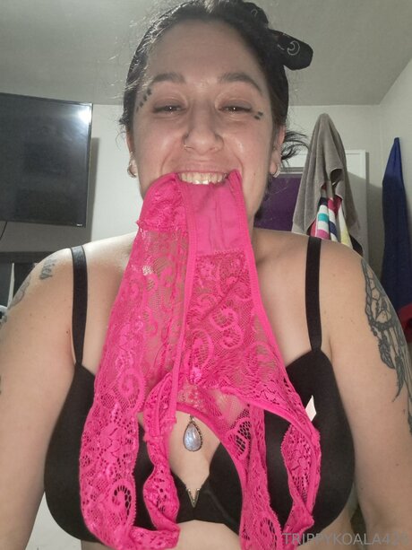 Trippykoala425 model free photos