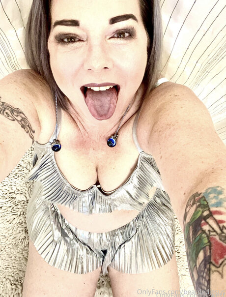 Beardedjesus erotic pornstar img