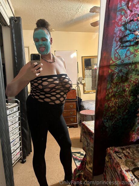 ebony lesbian onlyfans pretty pics