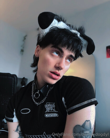 Demondogdyl beautiful actress archive