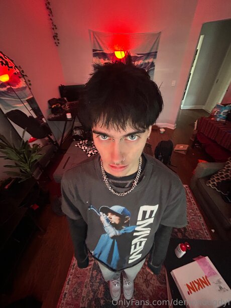 Demondogdyl perfect star picture