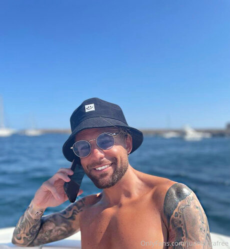 Juanlargafree sexy star pictures