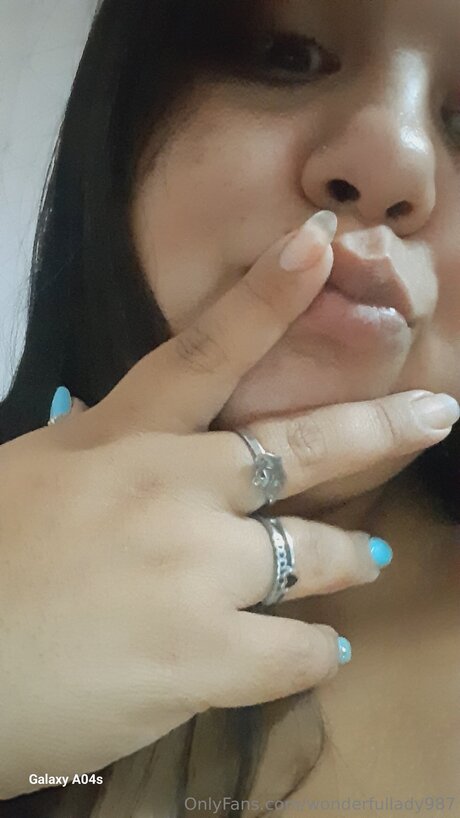 Wonderfullady987 hot model picture