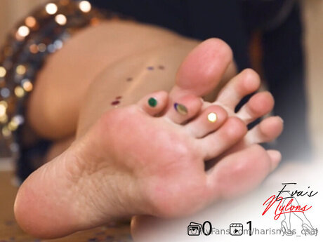 Harisnyas Csaj xxx star pictures