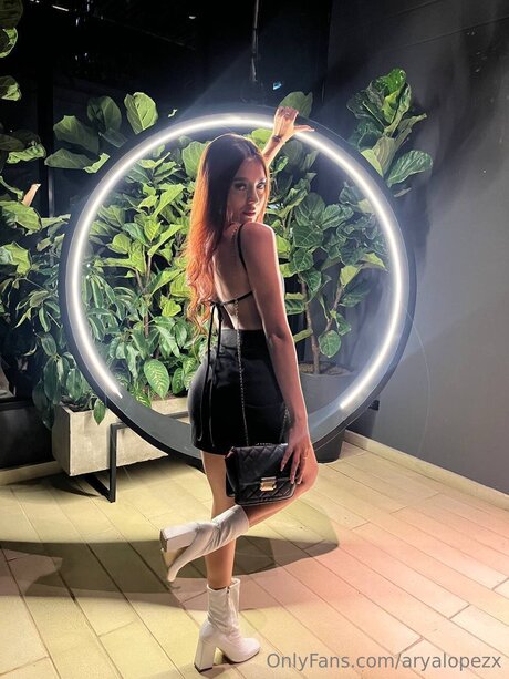 Aryalopezx top pornstar pictures