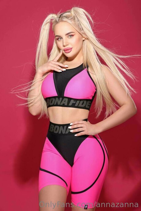 Annazanna pornstar naked archive