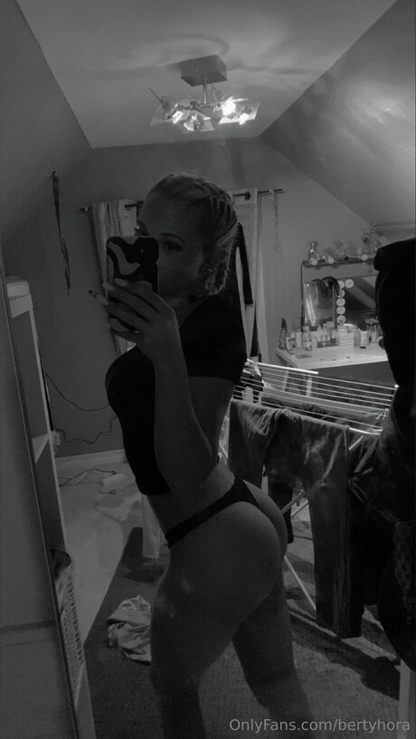 Bertyhora star beautiful picture