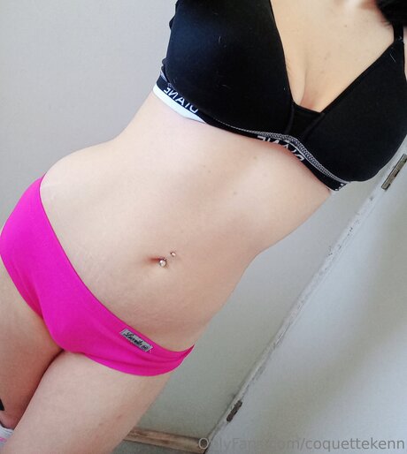 Coquettekenn star naked photo