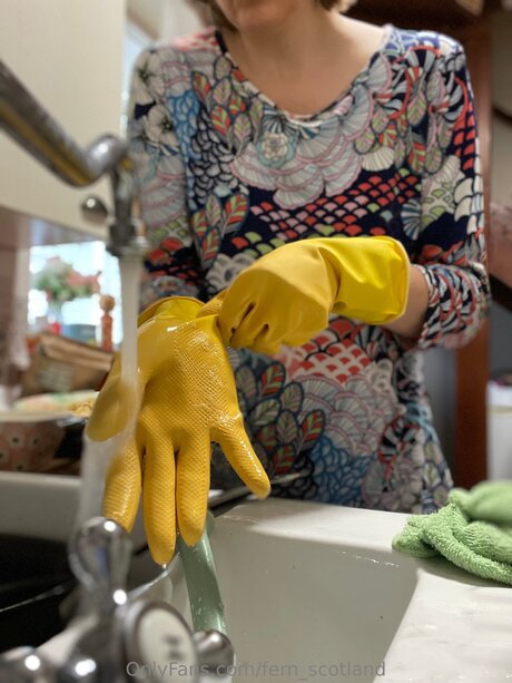 Fern Scotland model adult image