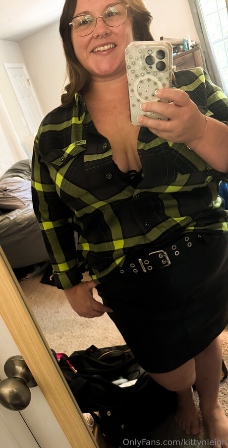 Kittynleigh star sexy picture