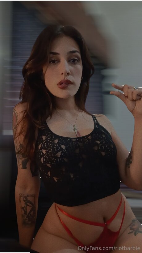 Riotbarbie star perfect pics