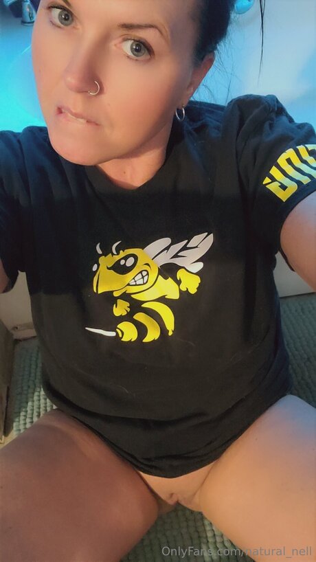 Natural Nell sexy model galleries