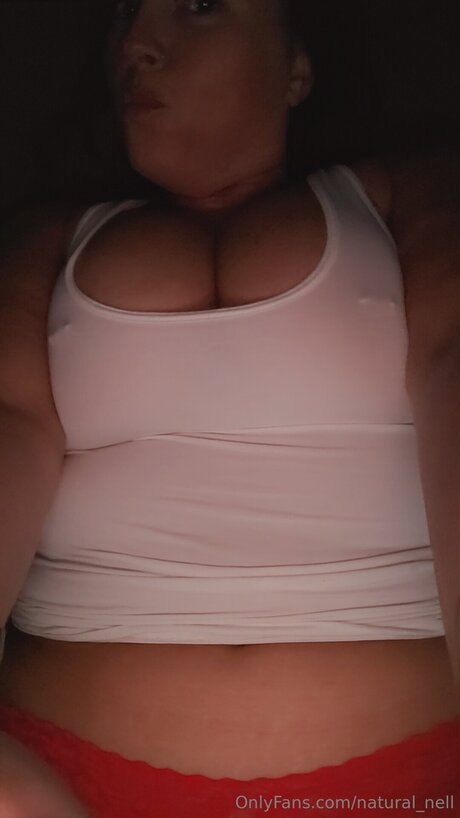 Natural Nell exclusive star archive