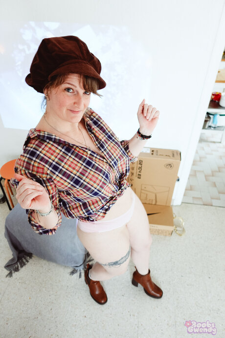 Boobsgwendy pornstar adult photo