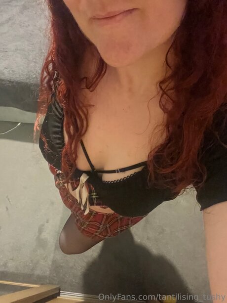 Tantilising Tushy xxx pornstar archive