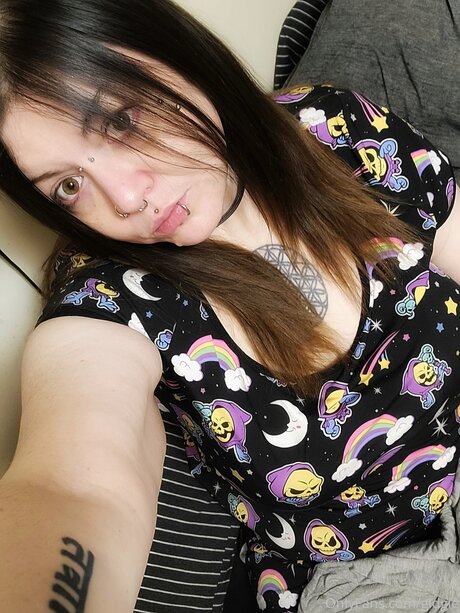 Gidgie erotic pornstar gallery