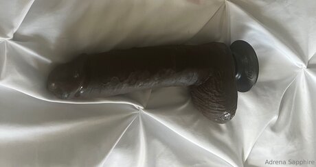 Adrenasapphirefree star naked photo