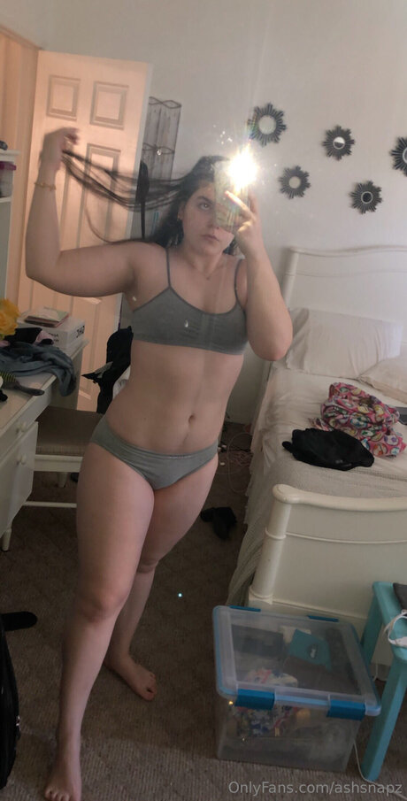 Ashsnapz perfect pornstar gallery