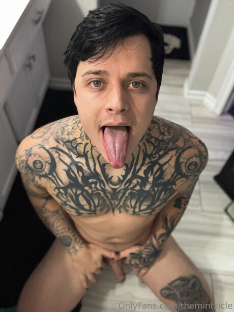 Themintsicle nudes actress pic