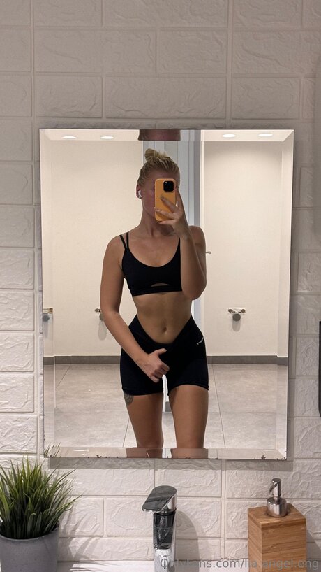 Chloemillli sex star image