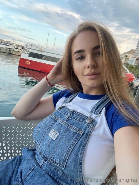 Evanigma Oftv nude pornstar picture