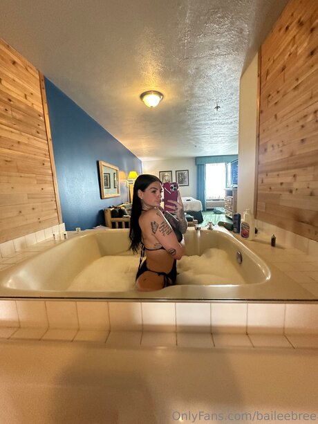 Baileebree sexy actress images