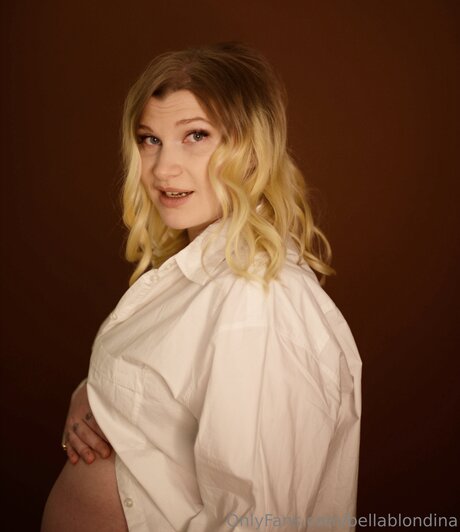 Bellablondina art actress archive