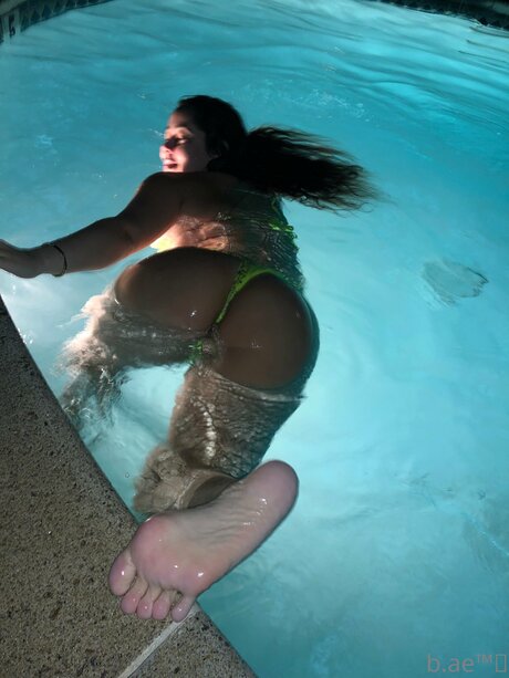 B Aee sex pornstar archive