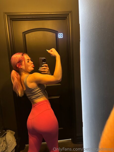 Petitegoddessj star naked pictures