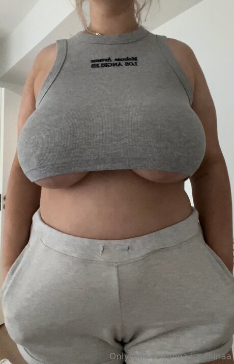 Nea Josefiinaa hd star photo