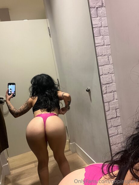 Gopissgurll art actress pic