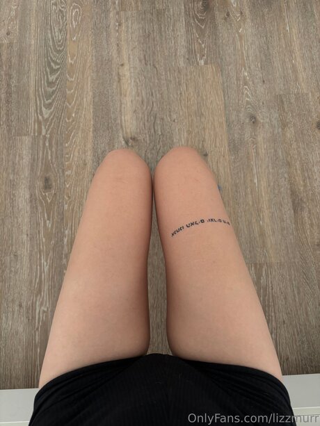 Lizzmurr pornstar nude archive