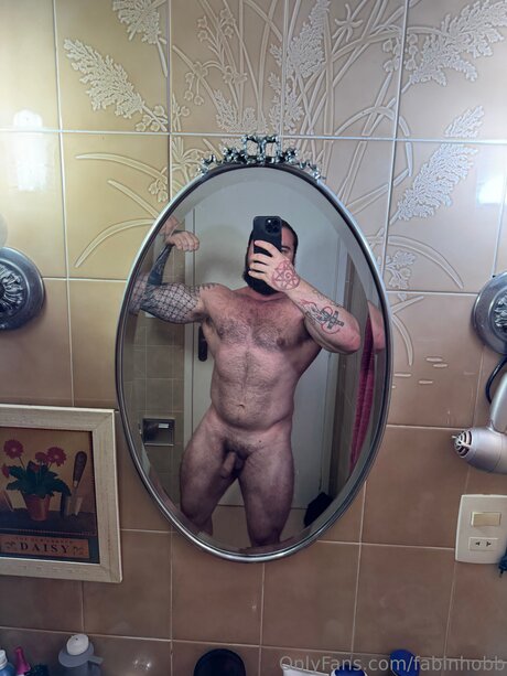 Fabinhobb nude star img