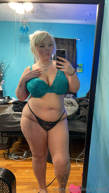 Bbg1234100 free actress img