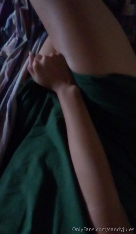 cum on tongue onlyfans pornos img