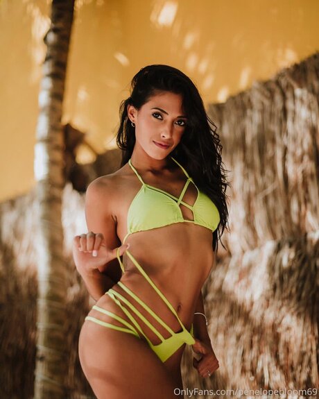 Iampennybloom star adult photo