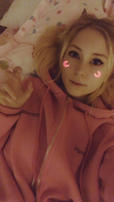 Evswezfree art star archive