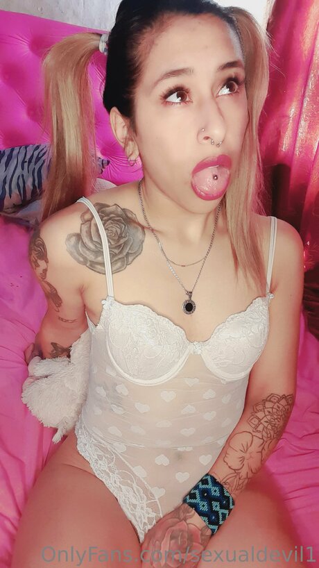 Sexualdevil1 model high quality image
